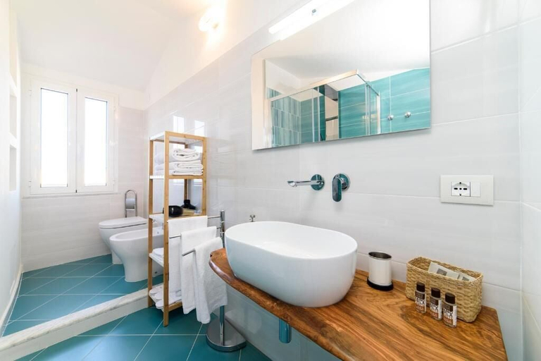 Bathroom, Antico Portone, Salerno