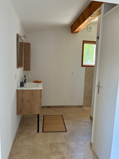 Others 4, Le Cabanon de Pepe, Alpes-de-Haute-Provence
