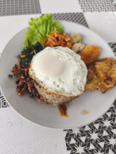 Food & Drinks 4, MJR Ticketing Guest House , Manggarai