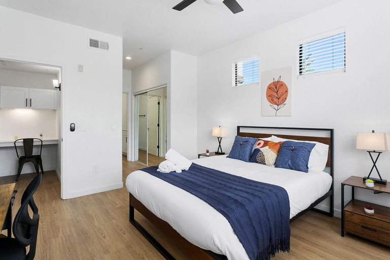 Bedroom 3, CozySuites Glendale by the stadium with pool 06, Maricopa