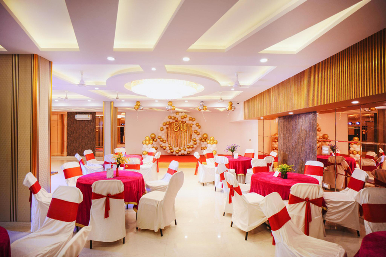 Others 3, Haris Court- Cyber Hub, Gurgaon