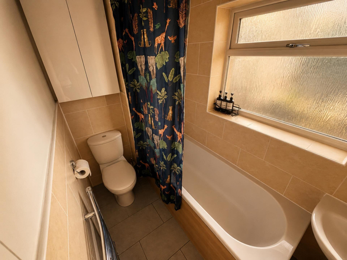 Bathroom, Family Friendly Coach House - Parking - Sleeps 4, North Somerset