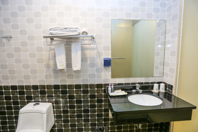 Bathroom 4, Kra Time Hotel (Donghui City), Guangzhou