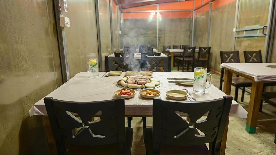 Food & Drinks, Ganghwa Punggyung gryujineon zip Pension, Ganghwa
