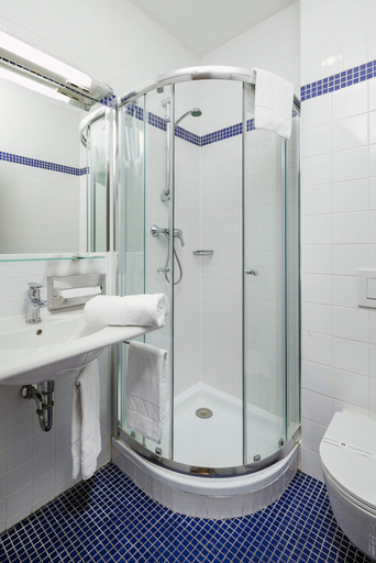 Bathroom 4, Blue Orange Resort, Praha 8