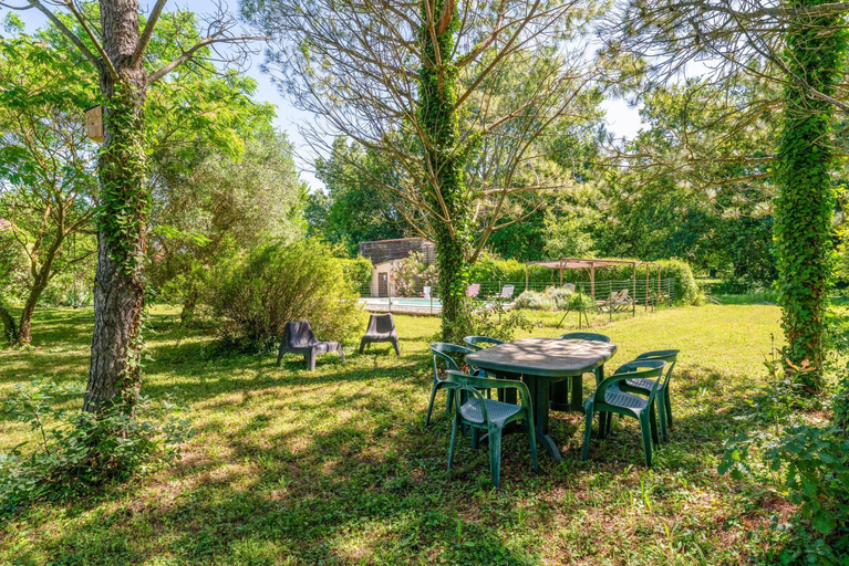 Others 5, Chambres D'hotes Les Seignerolles, Vaucluse