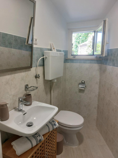 Bathroom 3, Apartment Kiwi, Labin