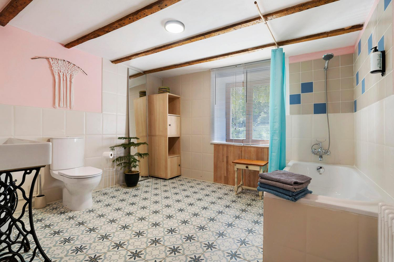 Bathroom 3, Les Orchidees - Chambre, Dordogne