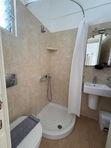 Bathroom 5, Golden Sun Hotel, South Aegean