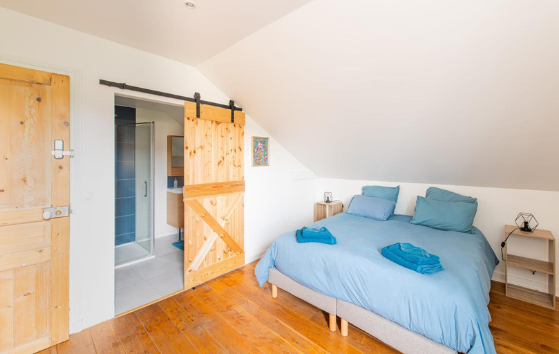 Bedroom 2, Gite "Chez Eleonore et Axel", Oise