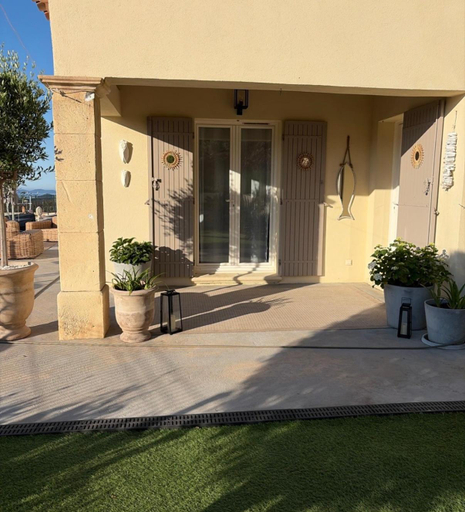 Others 5, Suite dans un petit paradis, Var