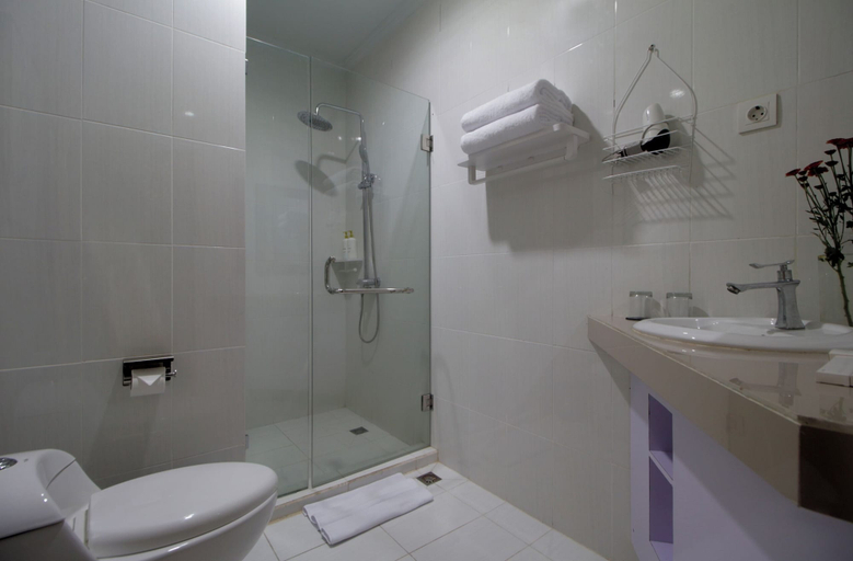 Bathroom 5, Parigata Resorts Jimbaran, Badung