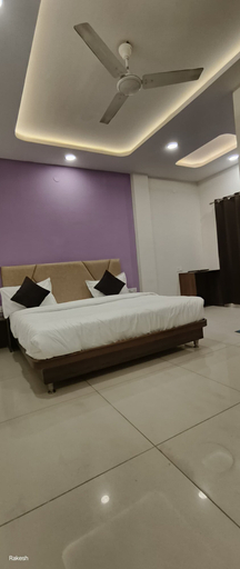 Room 2, Hotel RM INN & RESTAURANT, Indore