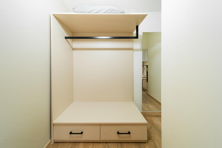 Others 5, Harmony Loft, Central Macedonia