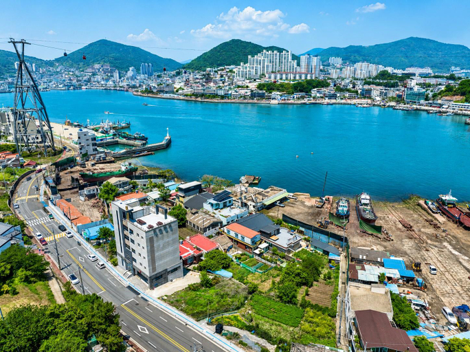 Others 4, Yeosu Cube Pension, Yeosu