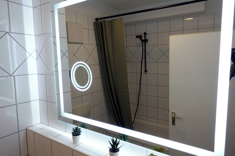 Bathroom 3, Chrisma Apartments, Düsseldorf