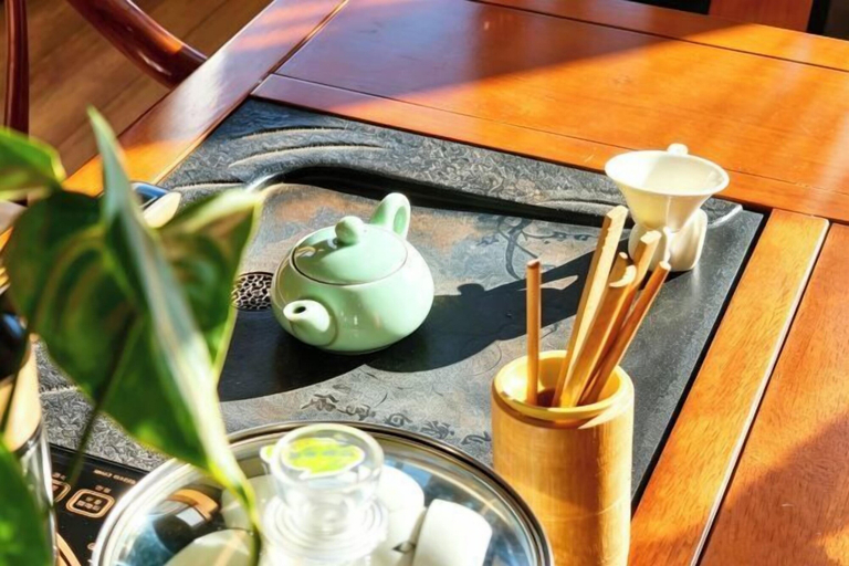 Food & Drinks 5, Xiongfeng Hotel, Chuxiong Yi