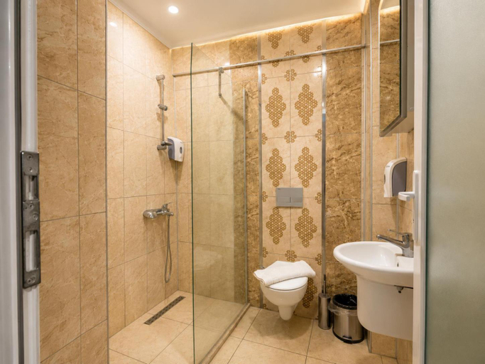 Bathroom 3, Mood Beach Hotel, Didim