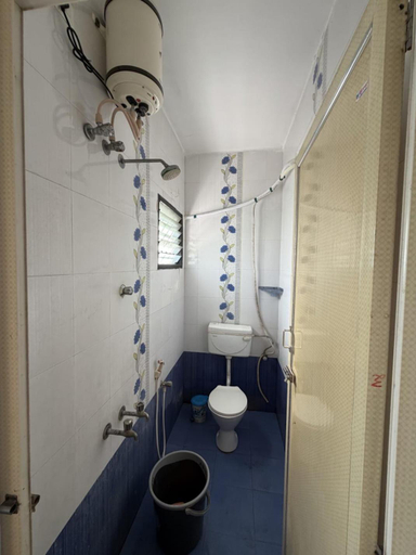 Bathroom 3, Hotel Akshaya Rameshwaram, Ramanathapuram