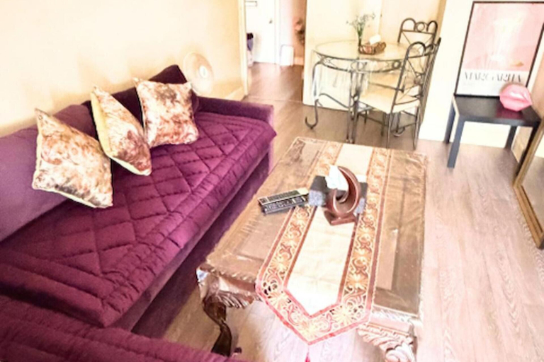 Living area 2, Apartment Sleeps 6 With in Kilburn Lane, London