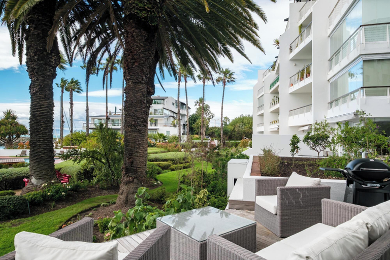 Room 2, Safe 2 Bed With View in The Waterclub Bella Marina, City of Cape Town
