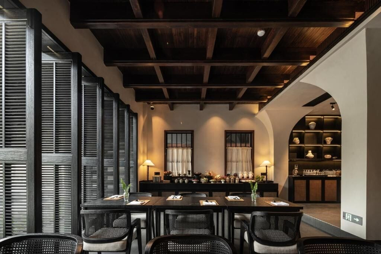 Dining 2, Rong Unique Hotel-Banyan Lake Scenery, Guilin