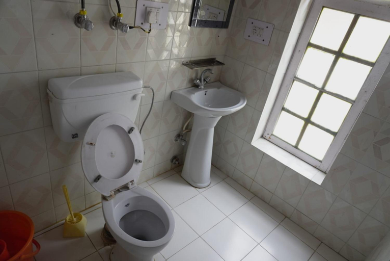 Bathroom 3, Hotel Galuma Leh, Leh