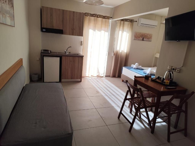 Room 3, Beachfront Kala's Suites Apartments, Crete