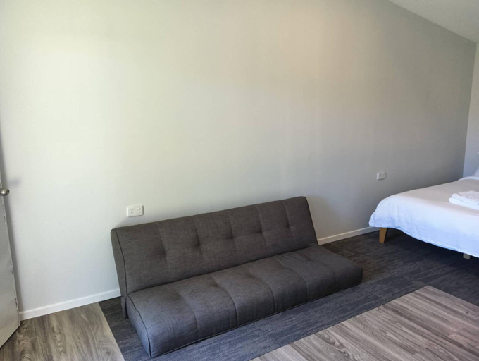 Bedroom 3, 2 double and 1 sofa beds chalet 7C, Rotorua