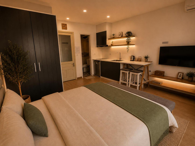 Bedroom 2, Old Quarter Artist House 5BR Perfect for Group by Anamoi Villa, Hoàn Kiếm
