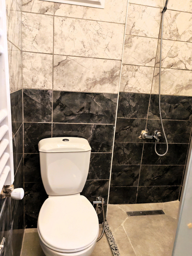 Bathroom 2, Shahin Prime Suites, Merkez