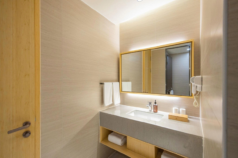 Bathroom 3, JI Hotel Beiing Capital Airport, Beijing