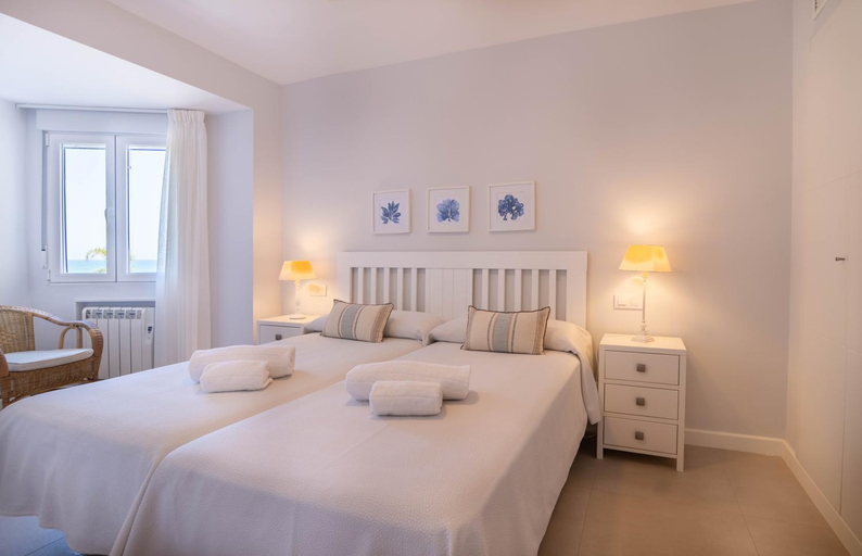 Bedroom 3, AG Presidente Apartments, Valencia