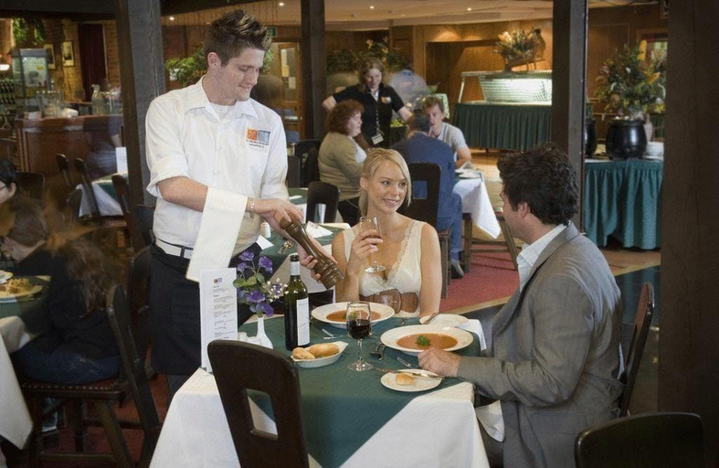 Food & Drinks 5, Alzburg Resort, Mansfield
