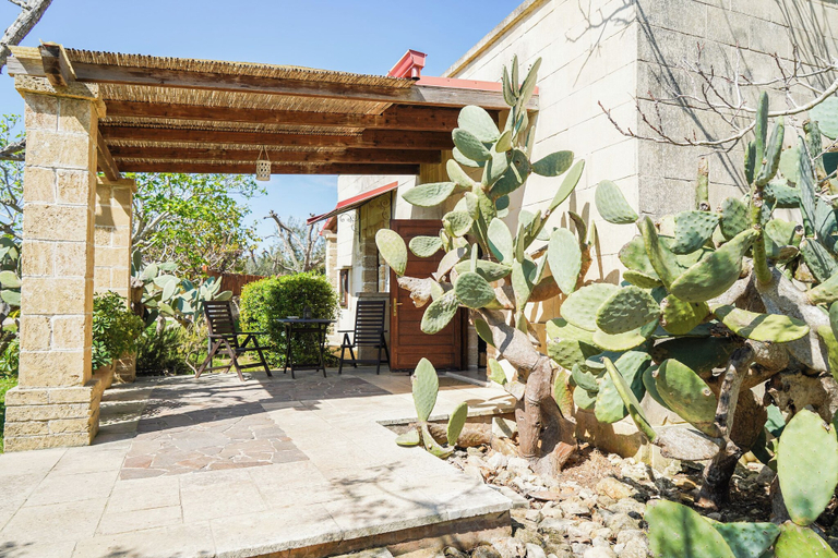 Exterior & Views 2, Masseria L'Uliveto, Lecce