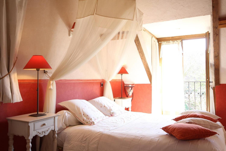 Bedroom 2, La Vigne du Pont, Côte-d'Or