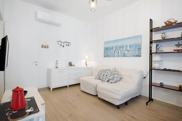 Bedroom 2, Bilocale Rimembranze 6, La Spezia