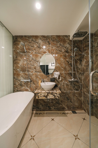 Bathroom 3, Bay Luxury Boutique Hotel & Spa - No1 Ngo Huyen, Hoàn Kiếm