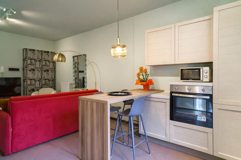 Interior 3, Navigli House-private Garden -quiet Oasis-sleeps 5, Milano