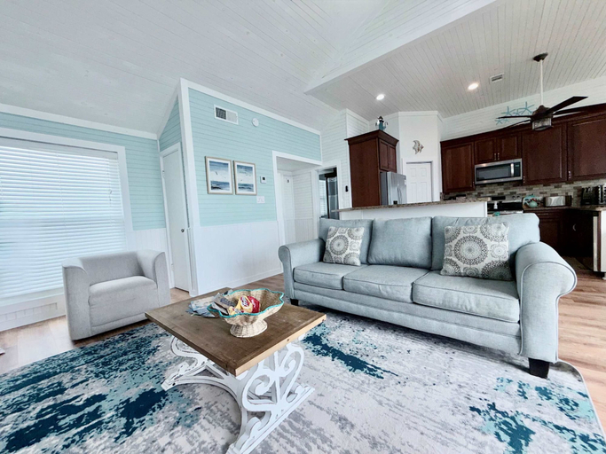 Living area 3, Sandy Beach Retreat and Gulf View, Galveston