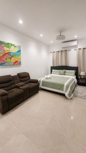 Room 5, Brisas del Mar, Arraiján