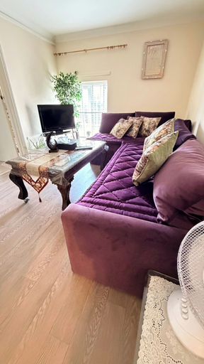 Living area 4, Apartment Sleeps 6 With in Kilburn Lane, London