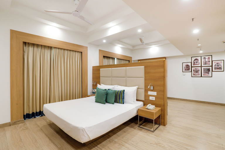 Bedroom 3, Lemon Tree Hotel, Sector 60, Gurugram, Gurgaon