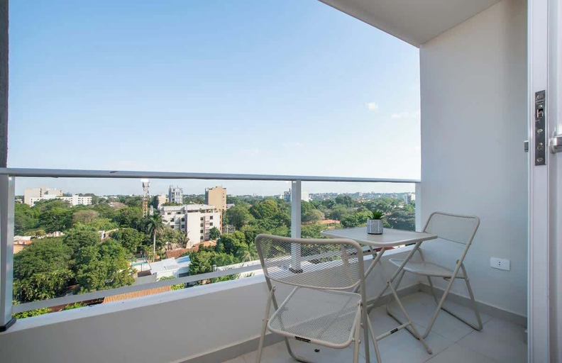 Outdoor dining 5, Corporate Stays First Living - 605, Asunción