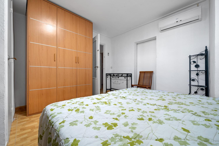Others 5, Villa Amador, Tarragona