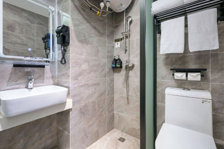 Bathroom, Jungui Hotel, Shanghai