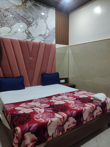 Bedroom 3, Hotel Vrinda Palace Seva Dham, Mathura