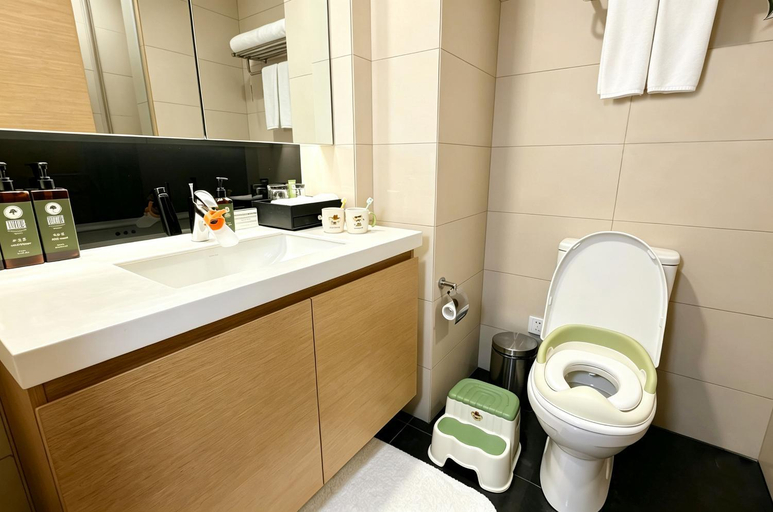 Bathroom 5, Somerset Grand Central Dalian, Dalian