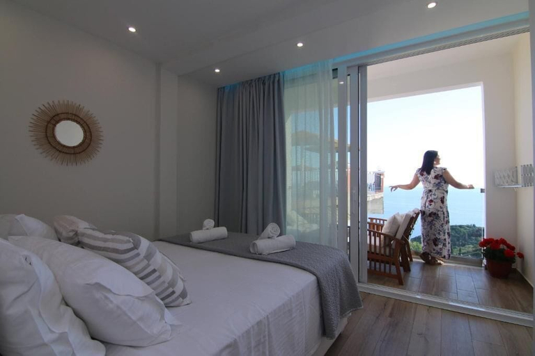 Room 4, Lakones Deluxe, Ionian Islands