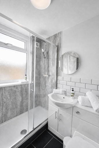 Bathroom 4, North Devon Resort, Devon